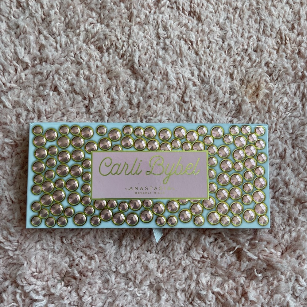 Anastasia Beverly Hills Carli Bybel Palette